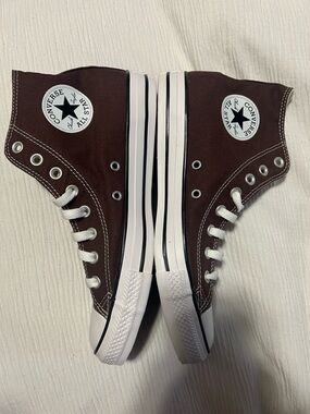 Converse High Top Sneakers - Brown & White